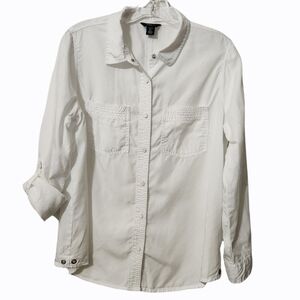 Intro. White Snap Button Shirt-size Petite Large